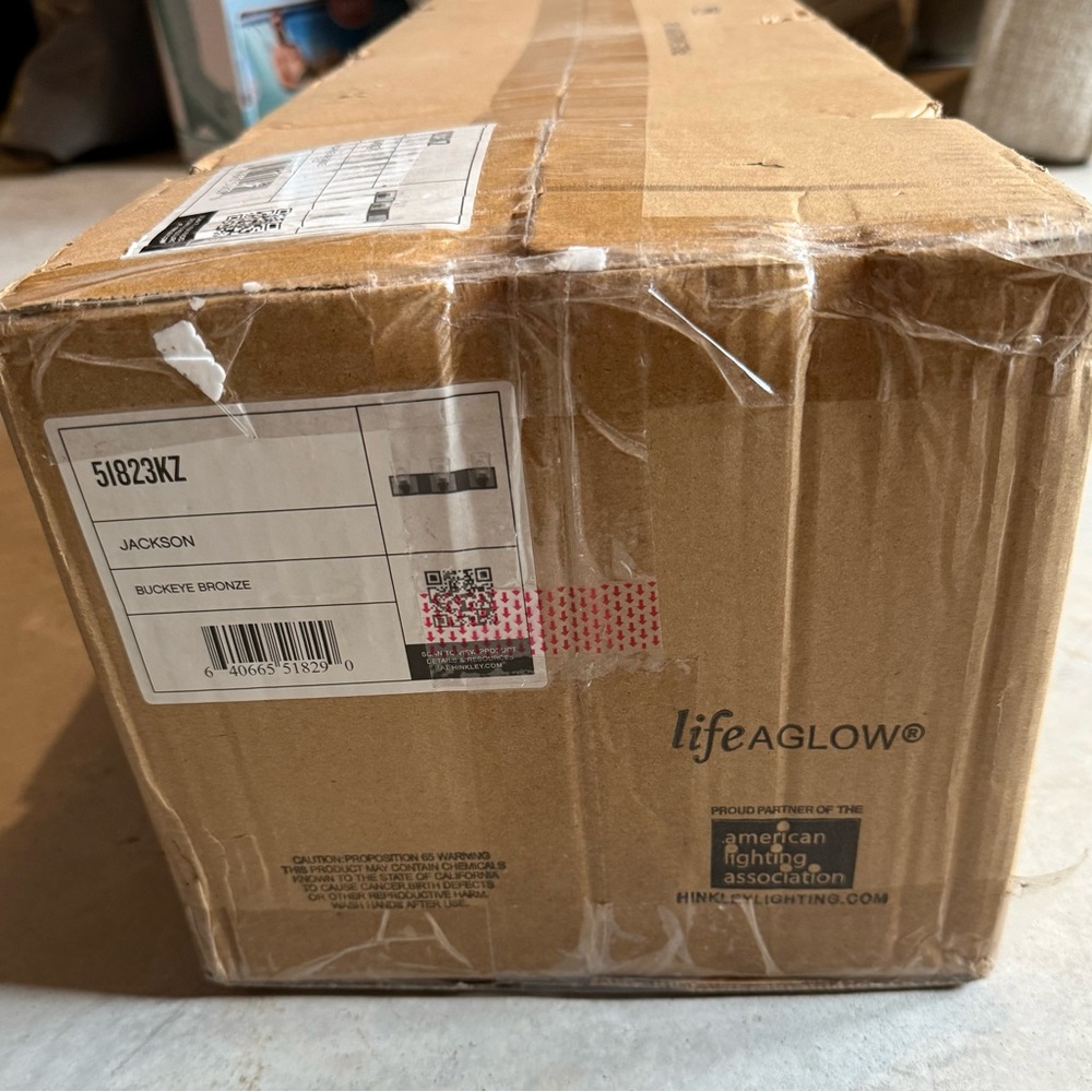 NIB Hinkley Jackson Transitional 3 Light Bathroom Vanity Fixture, Buckeye Bronze - Picture 9 of 10